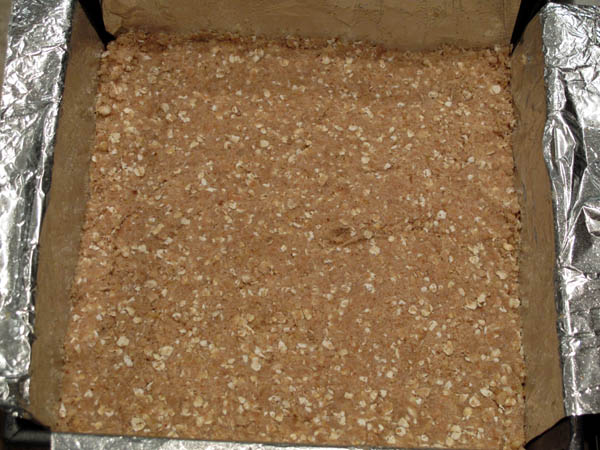 Date nut bar crust