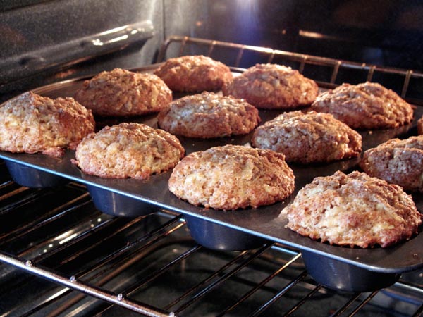 Apple Muffins baking