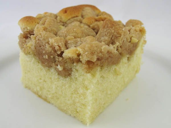 Crumb cake piece