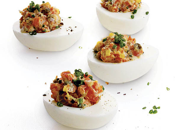 Deviled eggs salmon