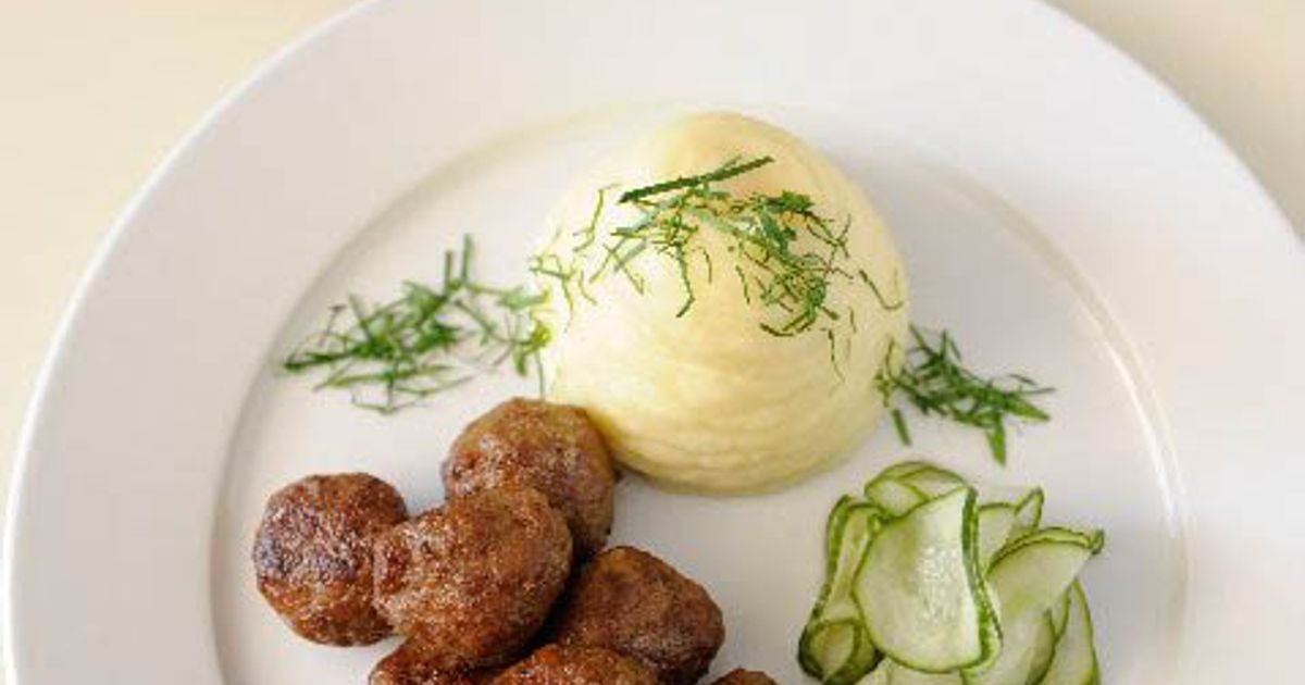 Swedish meatballs plate