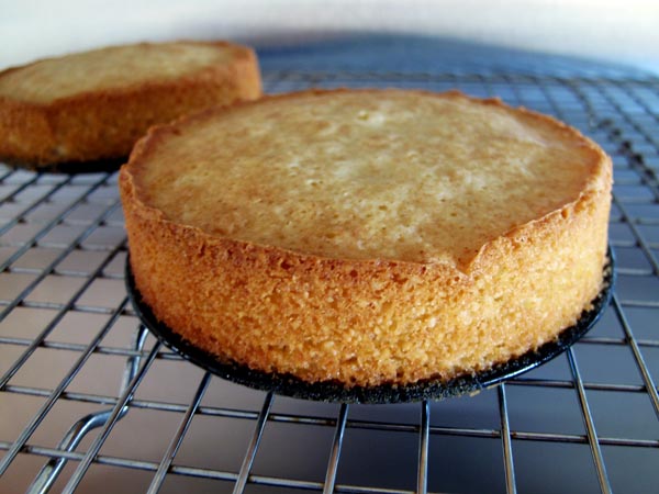 Individual Almond Cakes