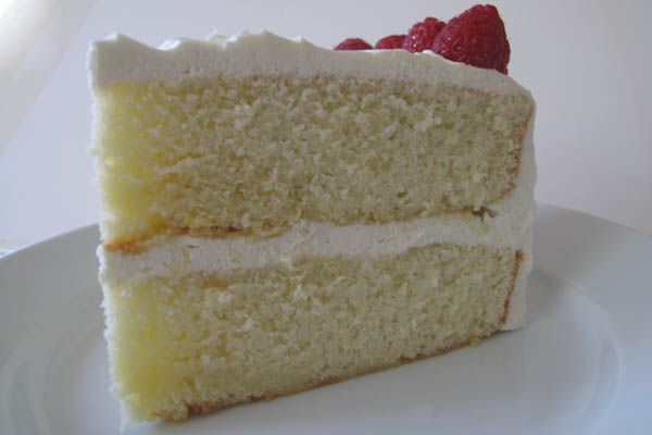 Fluffy vanilla cake