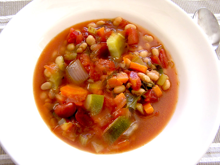 Best Hearty Vegetable Bean Soup