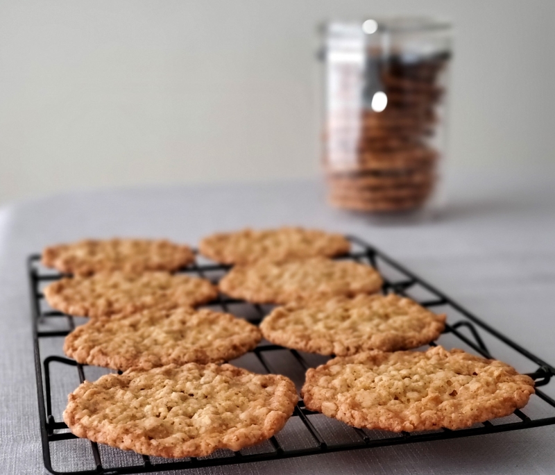 Salted Thin Crispy Oatmeal Cookies Jar